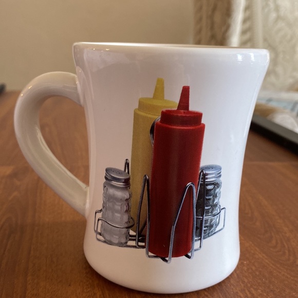 White restaurant mug/cup with salt/pepper/ ketchup/mustard pictured unique rare - Picture 11 of 11